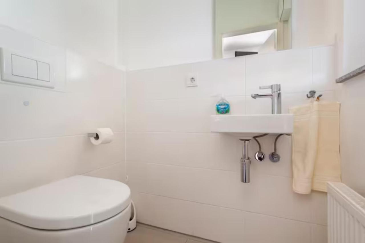 Beautiful Room With Balcony Direction To Messe Hanôver Exterior foto