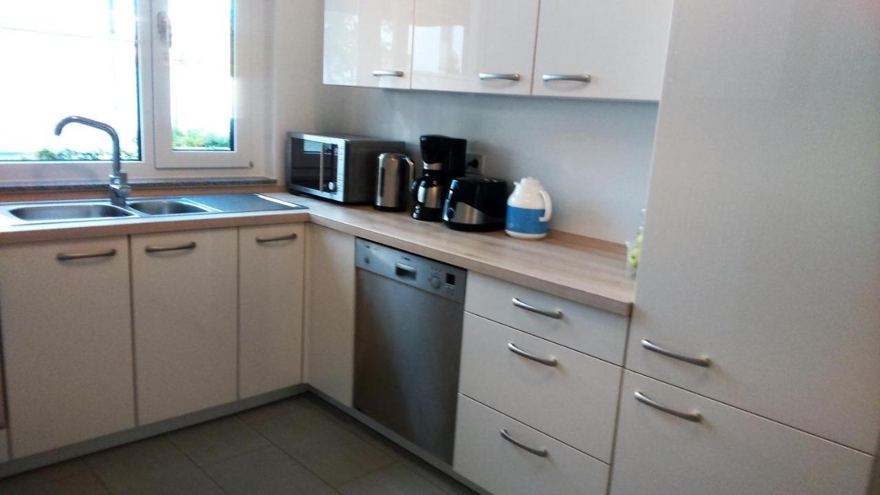 Beautiful Room With Balcony Direction To Messe Hanôver Exterior foto